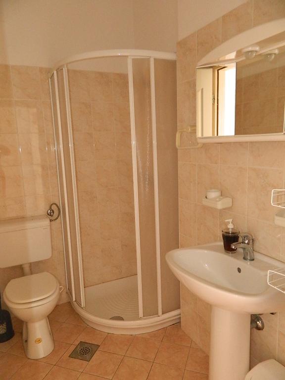 Apartments Skender Чизичі Екстер'єр фото